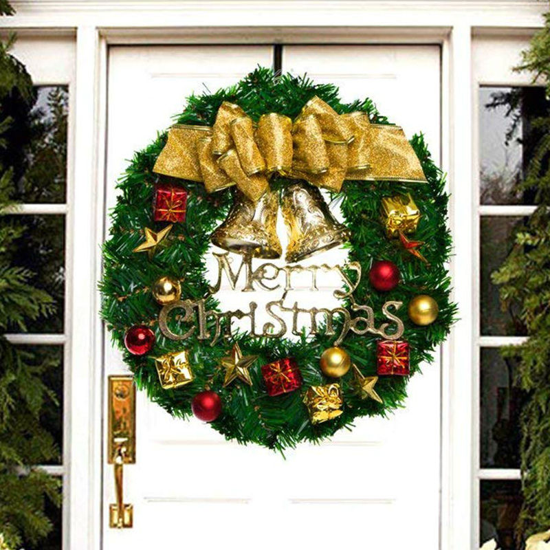 Best Christmas Wreaths and Garlands for Decoration