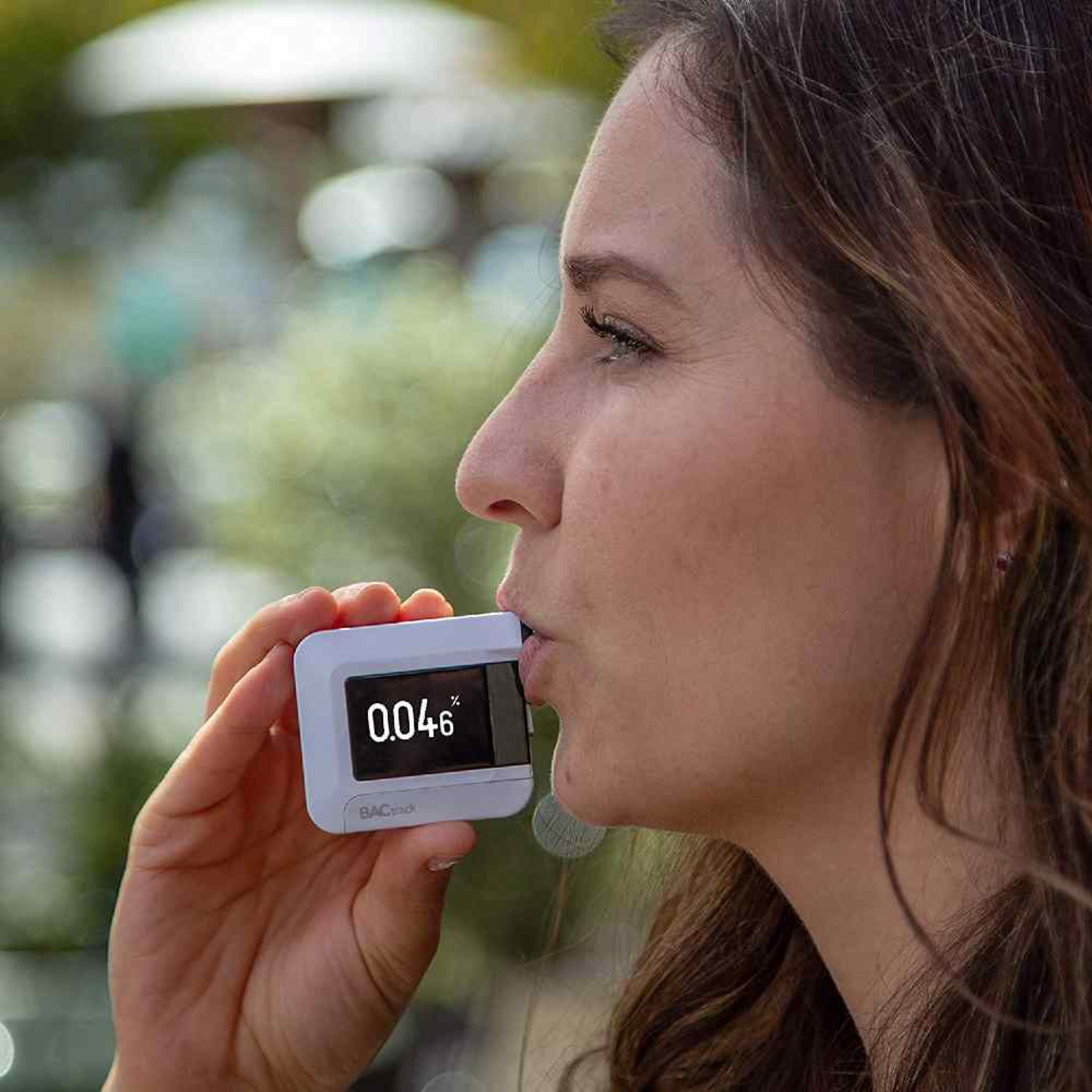 Breathalyzer Device to Check Your Alcohol Level Viral Gads
