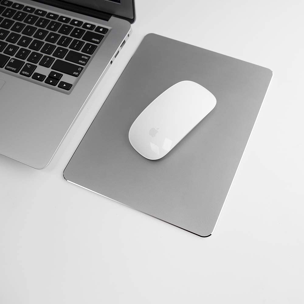 A Metallic Mouse Pad with a Stylish Outlook