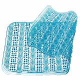 Relax and Clean Your Feet with this Bathtub and Shower Mat